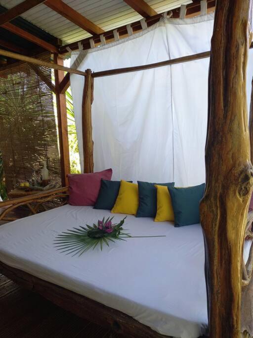 Bungalow Atypique Ti Bambou A 500M De La Plage Сен-Ан Екстериор снимка