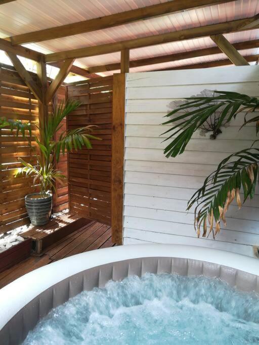 Bungalow Atypique Ti Bambou A 500M De La Plage Сен-Ан Екстериор снимка