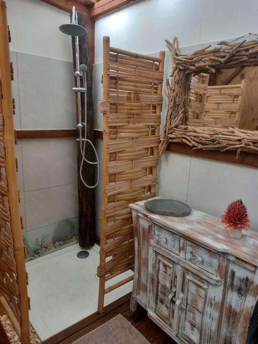 Bungalow Atypique Ti Bambou A 500M De La Plage Сен-Ан Екстериор снимка